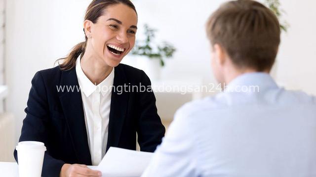  Làm sao để đặt những câu hỏi đắt giá trong buổi phỏng vấn xin việc? Hãy đặt mình vào vị trí nhà tuyển dụng và hỏi ngược lại họ - Ảnh 2.