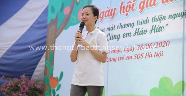 Mẹ 4 con MC Minh Trang khởi xướng dự án thiện nguyện: Tặng 1.000 "Hộp háo hức" mỗi tháng, cùng cha mẹ và các em nhỏ khó khăn đọc sách 2